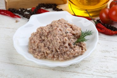 Konserve ton balığı et