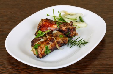 Izgara domuz pirzolası.