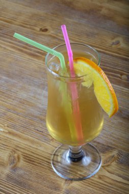 Taze tatlı limonata