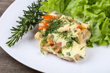 Kaplı et peynir ve domates