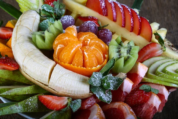 Salat de frutas frescas maduras — Foto de Stock