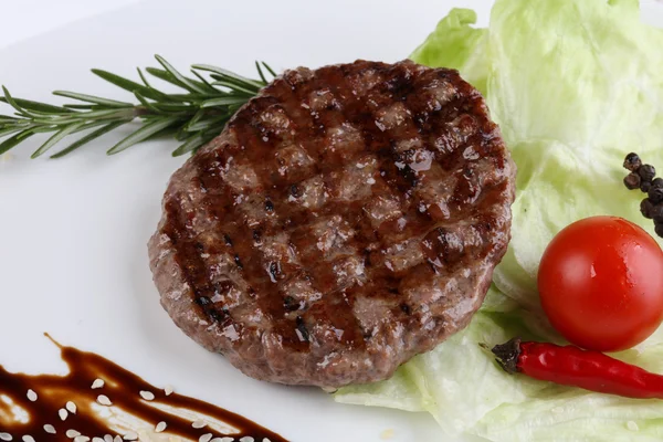 Kotlet z grilla burger — Zdjęcie stockowe