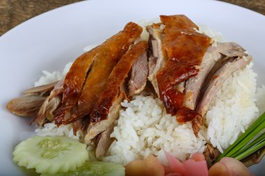 pirinç kızarmış ördek