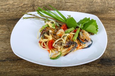 Yengeç Salatası lezzetli Tay baharat