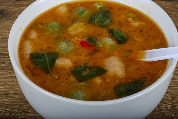 Geleneksel yeşil köri