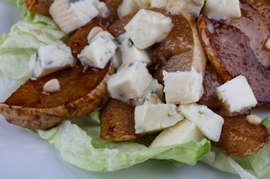 Armut ile lezzetli Gorgonzola