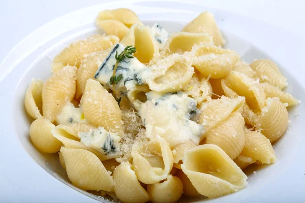 Leckere Pasta mit Käse — Stockfoto