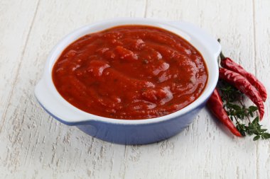 Bolognese sos yemek pişirmek için hazır