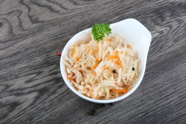 Mayalanmış lahana lahana turşusu