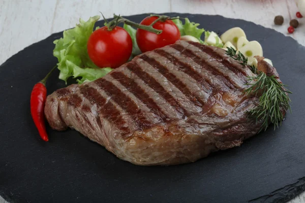 Gegrilltes Ribeye Steak — Stockfoto