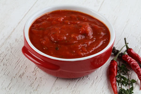 Bolognese sos yemek pişirmek için hazır