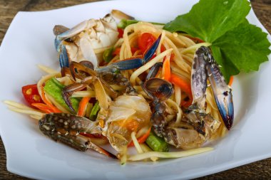 Tay baharat Yengeç Salatası