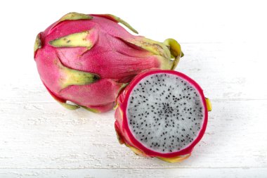 Taze olgun Dragon meyve