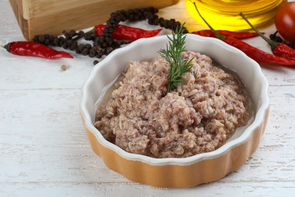 Konserve ton balığı et