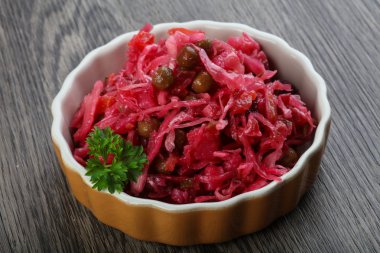 Viniagrette Rus salatası