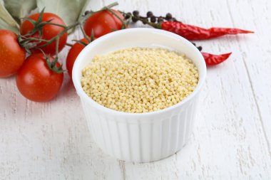 Ham darı yemek pişirmek için hazır