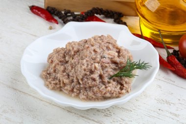 Konserve ton balığı et