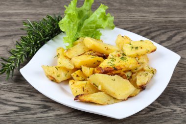 Dereotu ile fırında patates