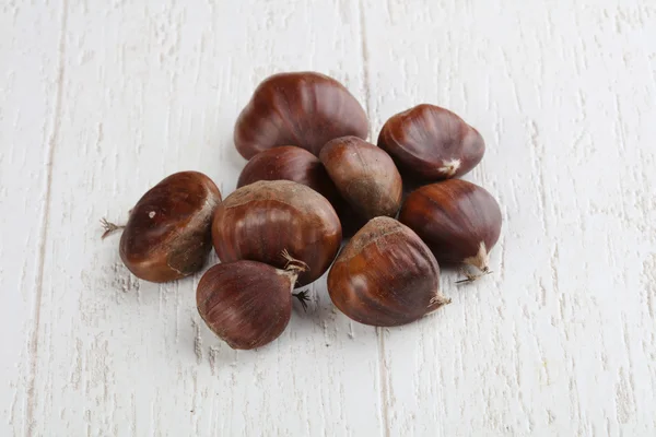 Cumulo di castagne crude — Foto Stock