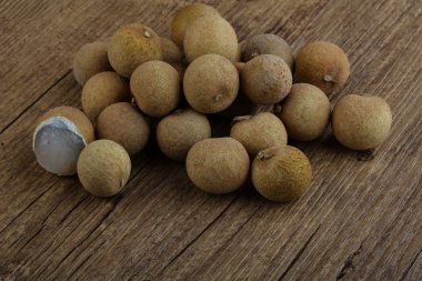 tropikal meyve longan
