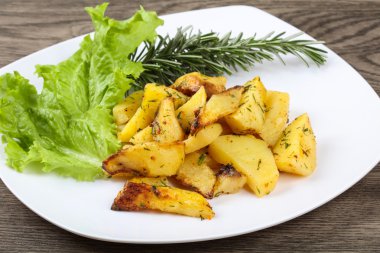 Dereotu ile fırında patates