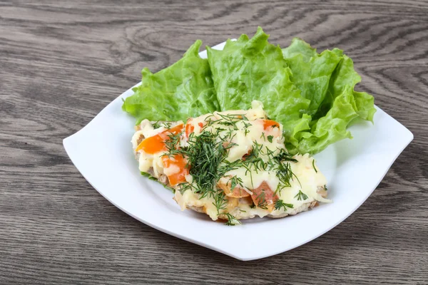 Kaplı et peynir ve domates