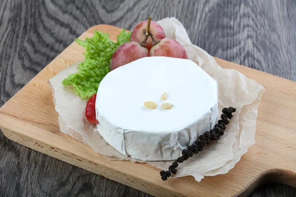 Delicious Brie cheese — Stock Photo, Image