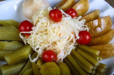 Turşu sebze meze