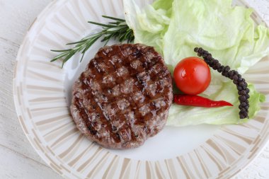 Izgara burger pirzola