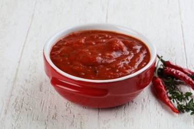 Bolognese sos yemek pişirmek için hazır 