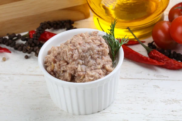 Carne de atum em lata — Fotografia de Stock