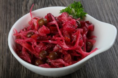 Viniagrette Rus salatası