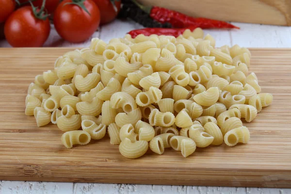 Maccheroni crudi - lumaca — Foto Stock