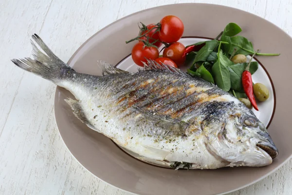 Peixe Dorado grelhado — Fotografia de Stock