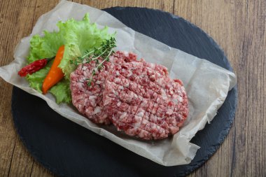 Ham burger pirzola