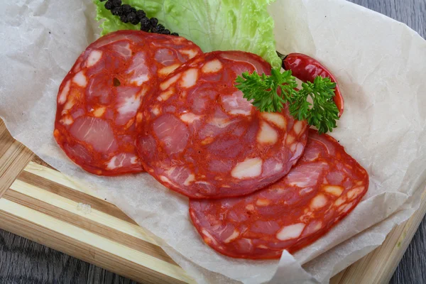 Вкусная колбаса чоризо — стоковое фото