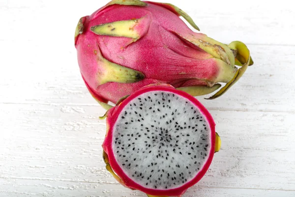 Vers rijp Dragon fruit — Stockfoto