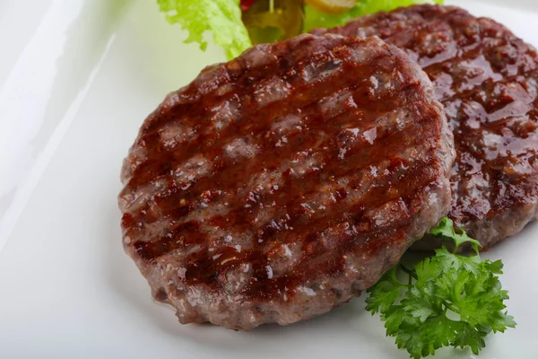 Szelet grillezett burger — Stock Fotó