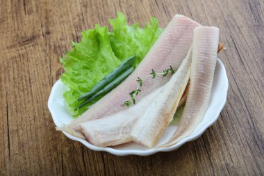 Füme yılan balığı fileto