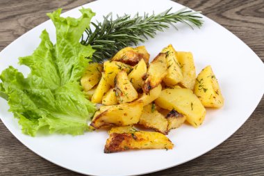 Dereotu ile fırında patates