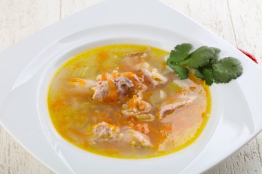 Diyet tavuk çorbası