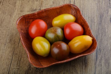 Taze olgun domates karışımı