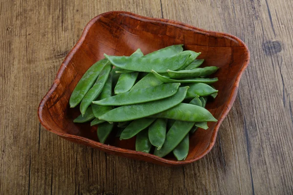 Gröna ärtor pods — Stockfoto