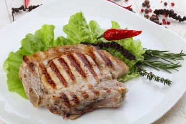 ızgara domuz biftek