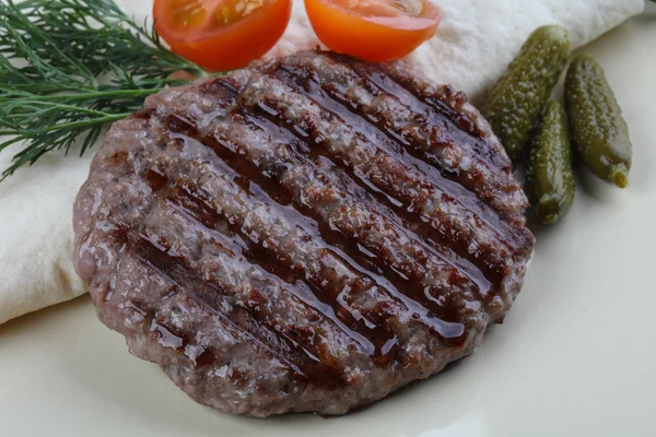 Kotlet z grilla hamburger — Zdjęcie stockowe