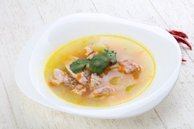 Diyet tavuk çorbası