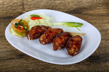 Teriyaki tavuk kanadı
