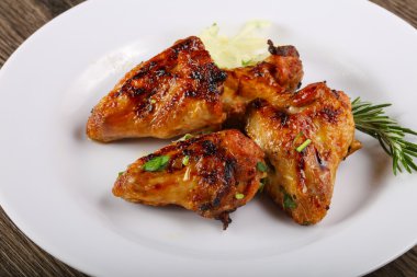 ızgara tavuk kanadı