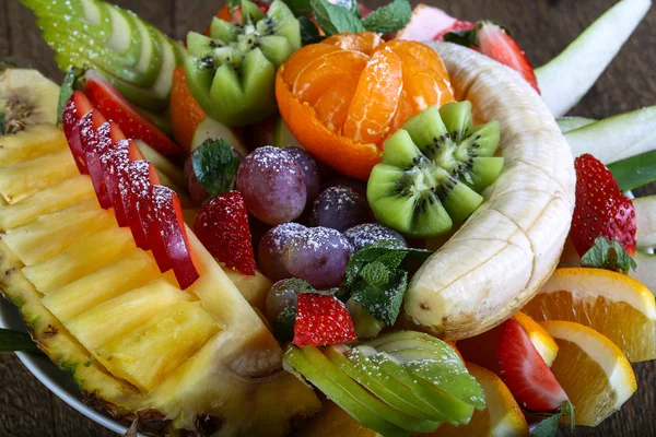 Ensalada de frutas frescas —  Fotos de Stock