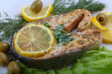fırında somon steak